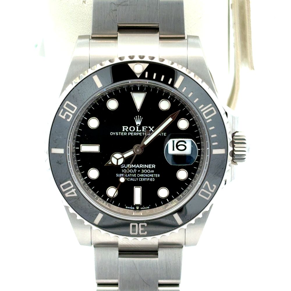 Pre-owned 41 MM Rolex Submariner Date with Oyster Bracelet